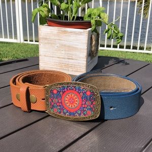 MIX & MATCH BELT SET FLORAL ENAMEL BRASS BUCKLE 2 LEATHER BELTS SIZE SMALL